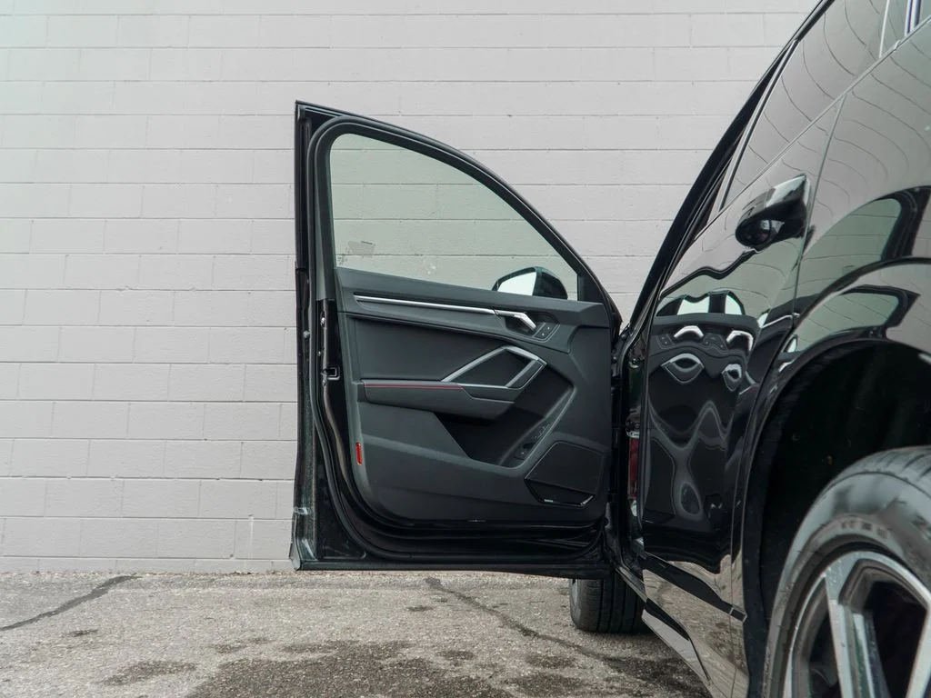 Used 2025 Black Audi Premium Plus image 15
