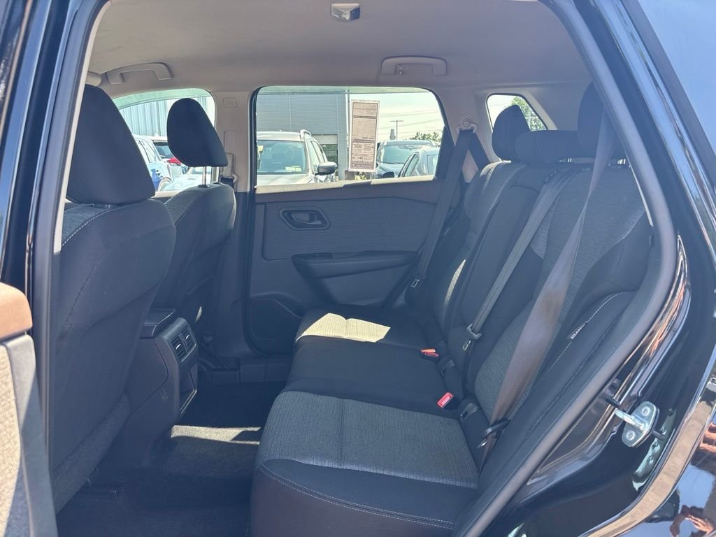 Used 2021 Black Nissan S image 13