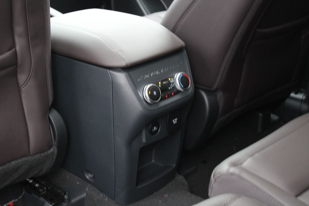 2026 Ford Explorer Platinum - Photo 25