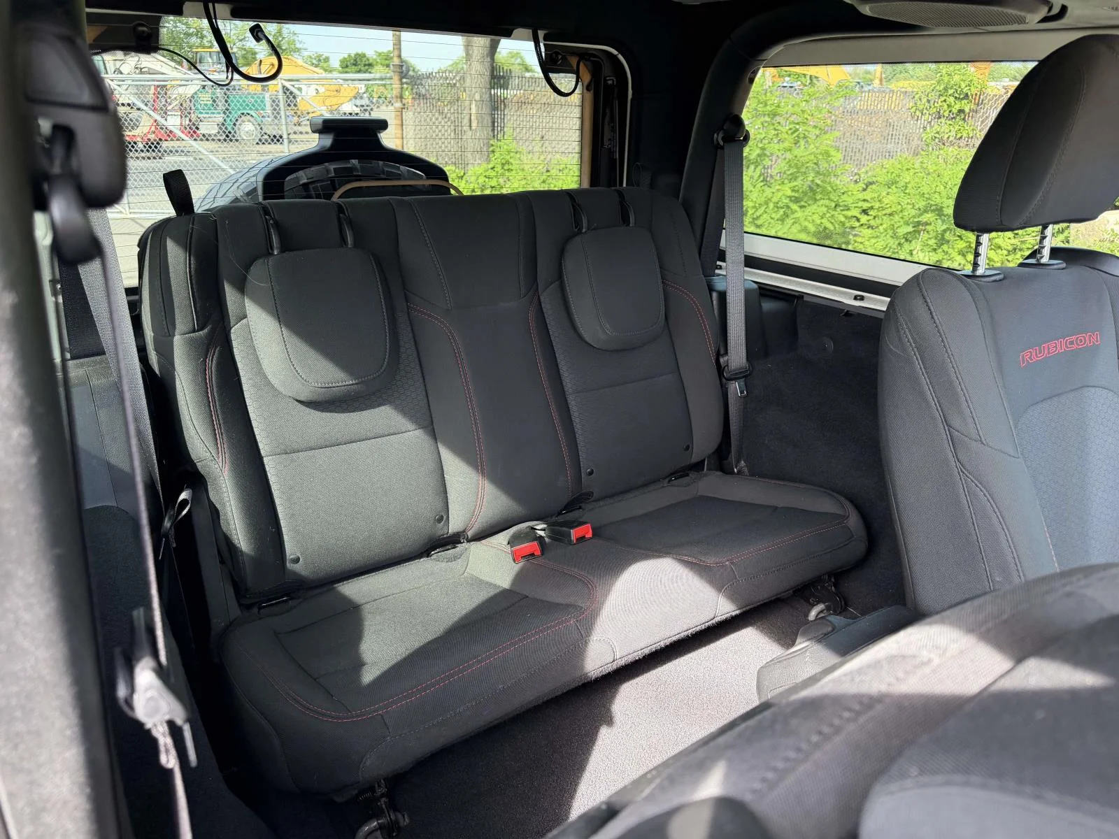 Used 2022 Gray Jeep Rubicon image 12