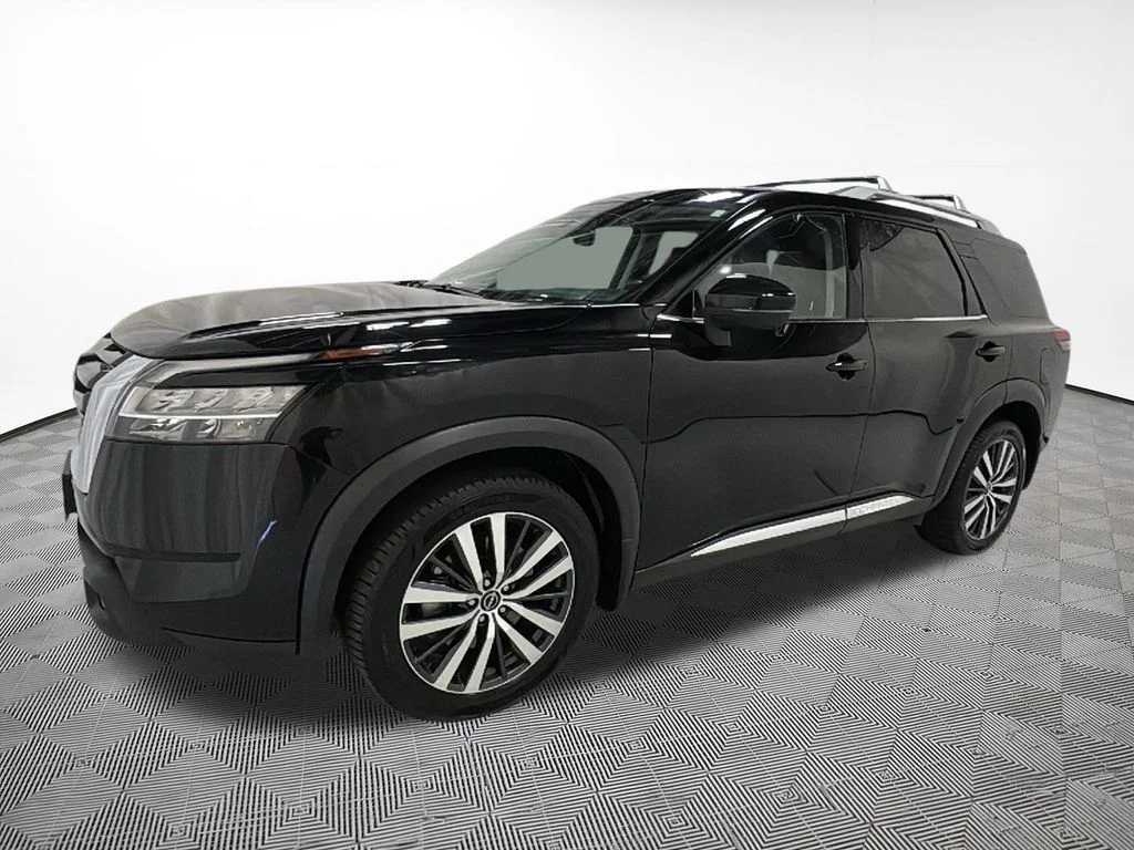 Certified Used 2022 Black Nissan Platinum image 2