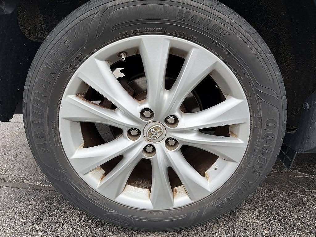 Used 2013 Magnetic Gray Metallic Toyota Limited image 19