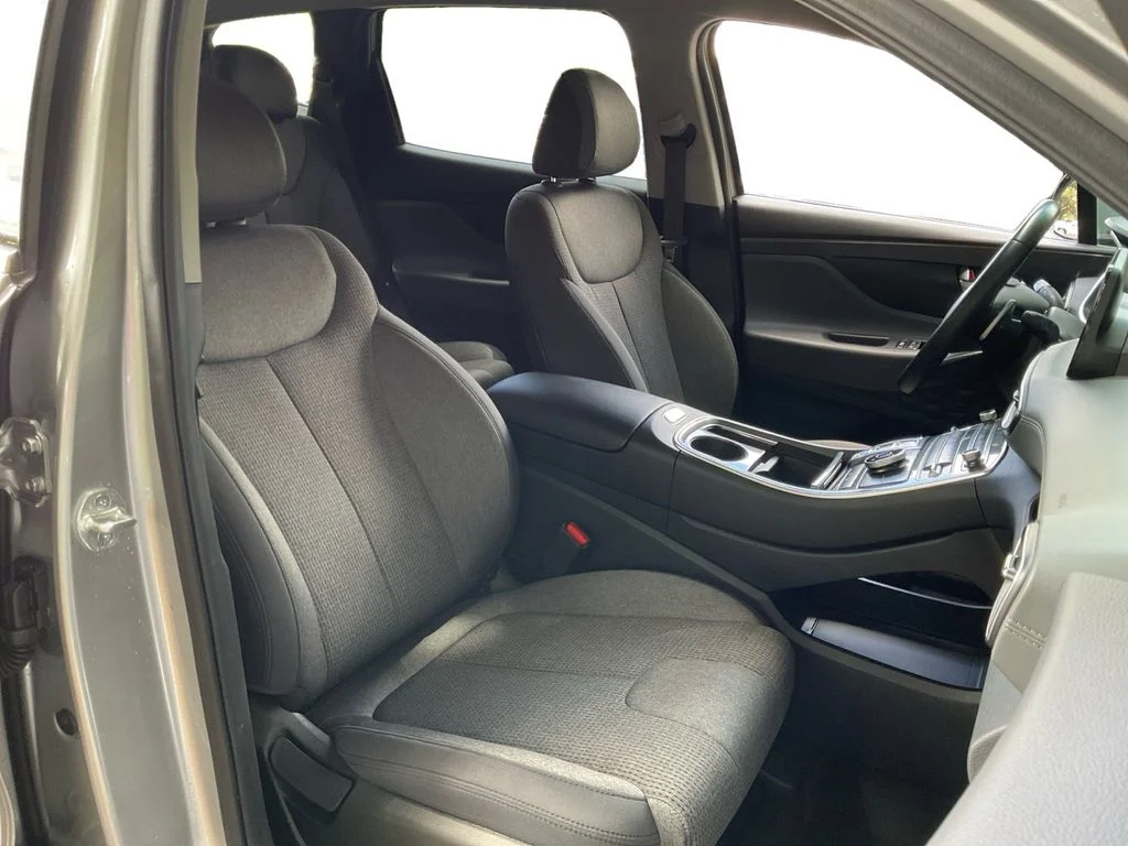 Used 2023 Silver Hyundai SEL image 29