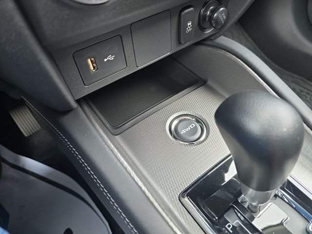 2025 Mitsubishi Outlander Sport ES - Photo 20