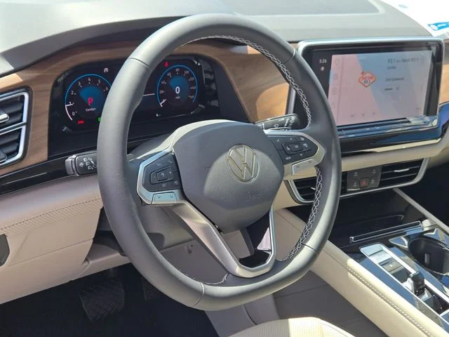 New 2026 White/off-white Volkswagen 2.0T SE w/Technology image 12