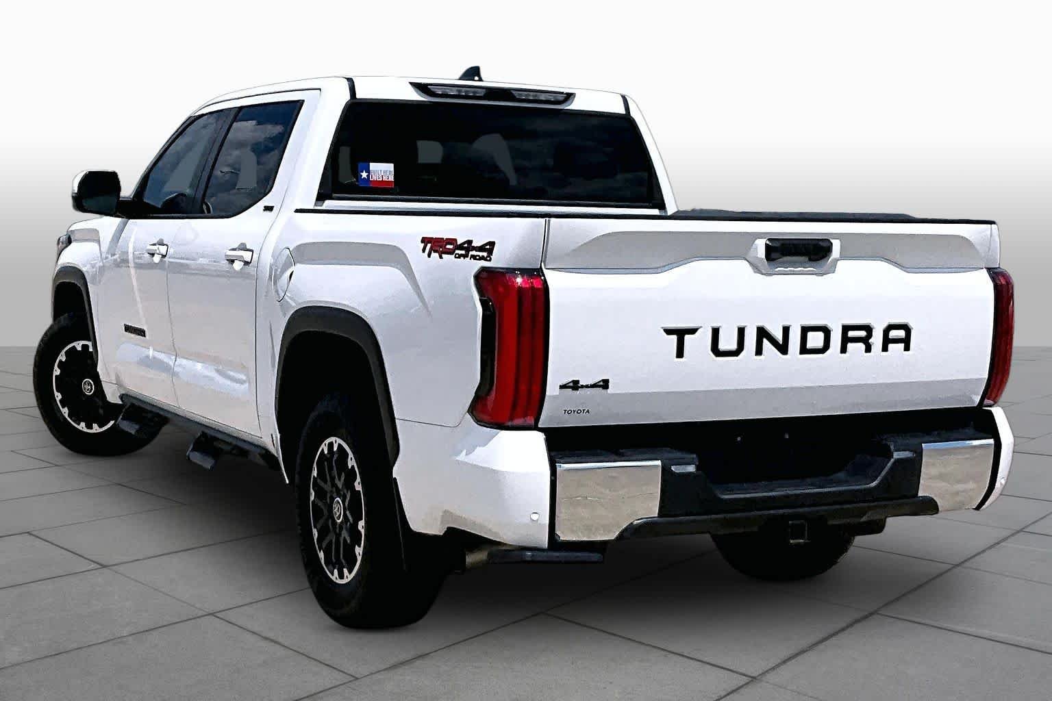 Used 2024 Ice Cap Toyota SR5 image 12