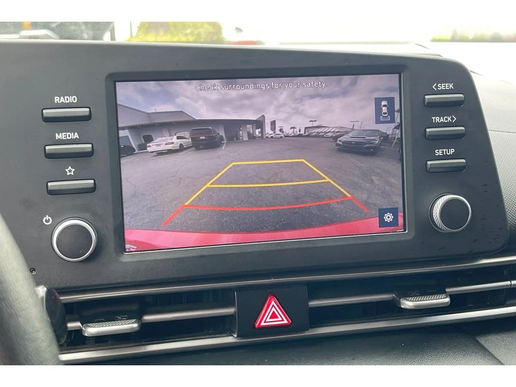 Used 2021 Calypso Red Hyundai SE image 26