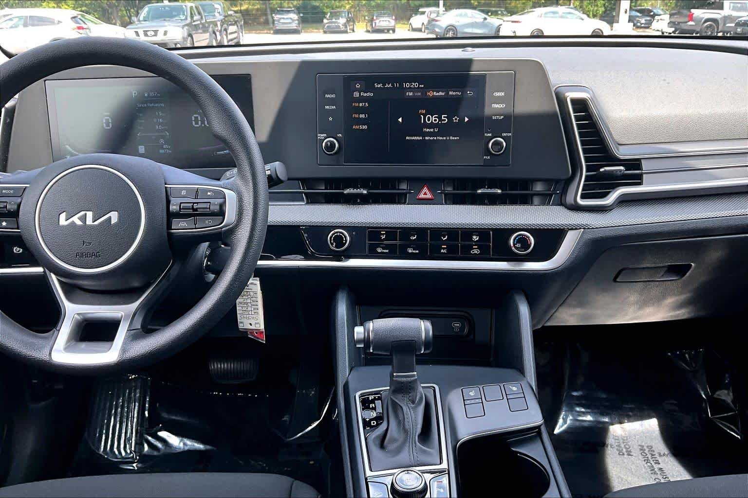 Used 2025 Everlasting Silver Kia LX image 34
