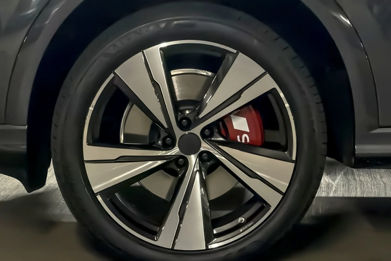New 2026 Tambora Gray Metallic Audi Premium Plus 3.0 TFSI quattro image 23