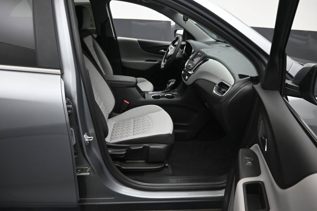 Used 2023 Gray Chevrolet LT image 9