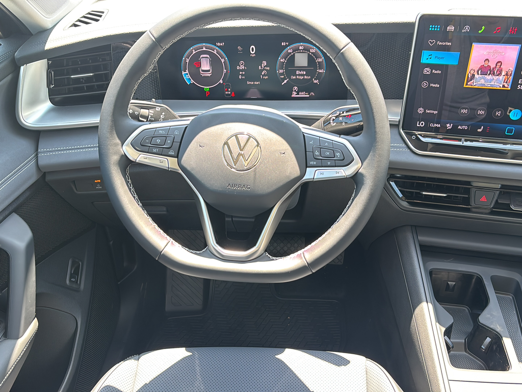 New 2026 Gray Volkswagen 2.0T SE image 18