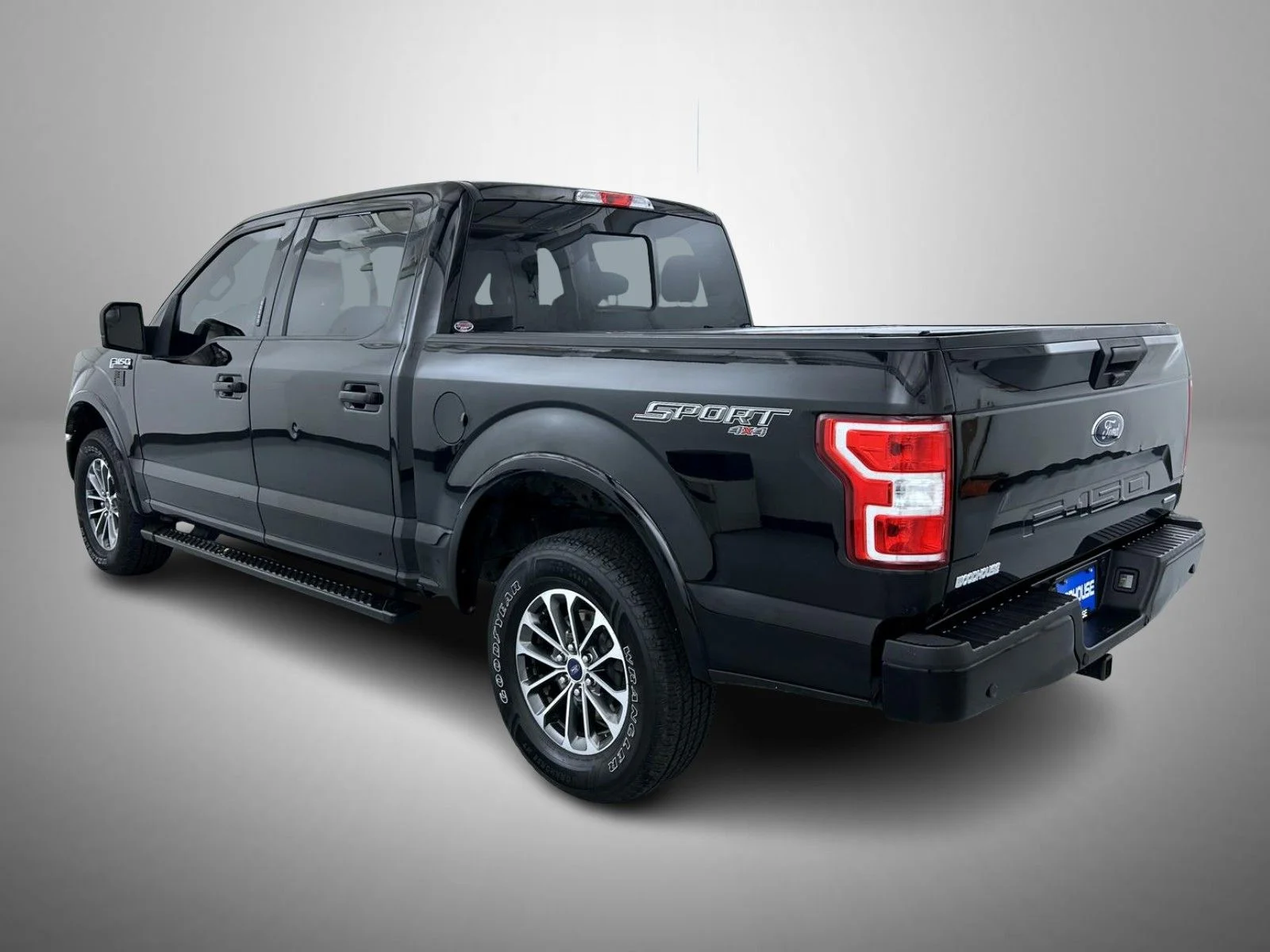 Used 2020 Black Ford XLT image 7