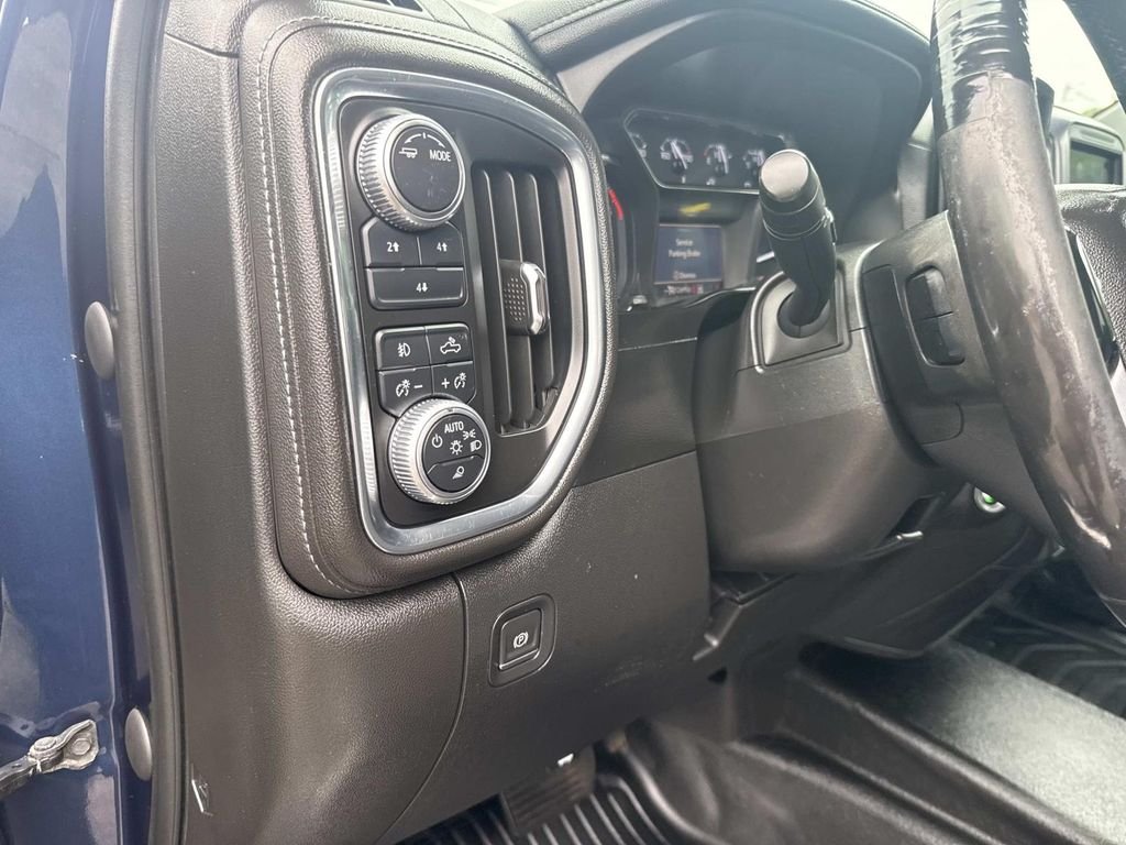 Used 2020 Blue GMC SLE image 20