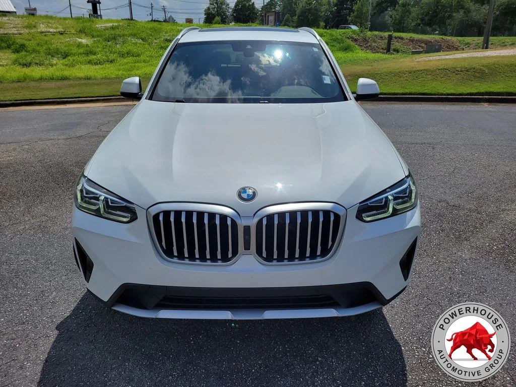 Used 2024 White BMW sDrive30i image 9