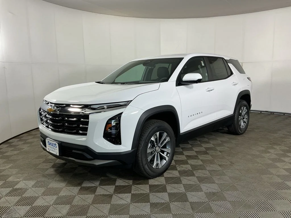 New 2027 White Chevrolet LT image 3