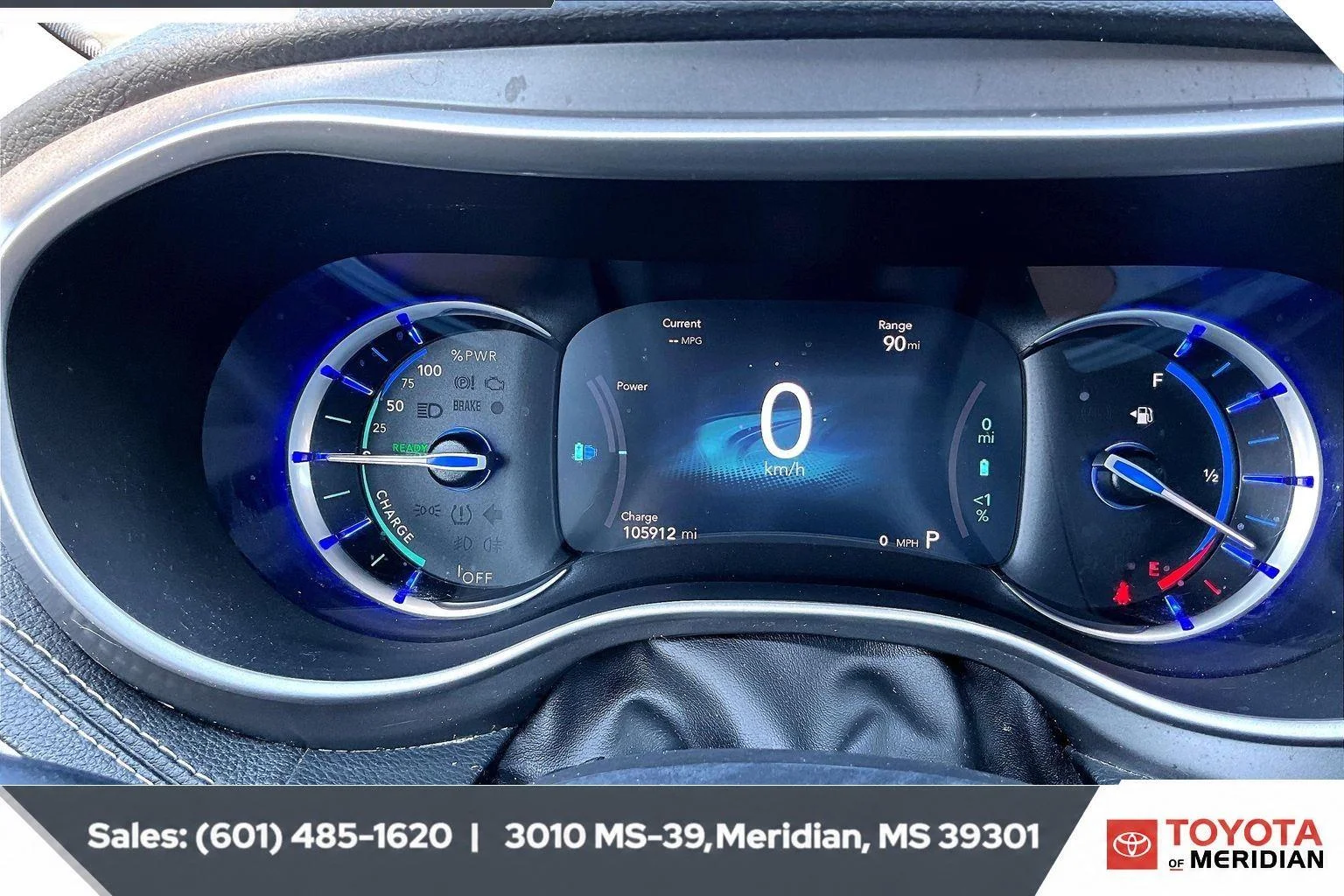 Used 2022 Ceramic Gray Clearcoat Chrysler Hybrid Touring L image 14