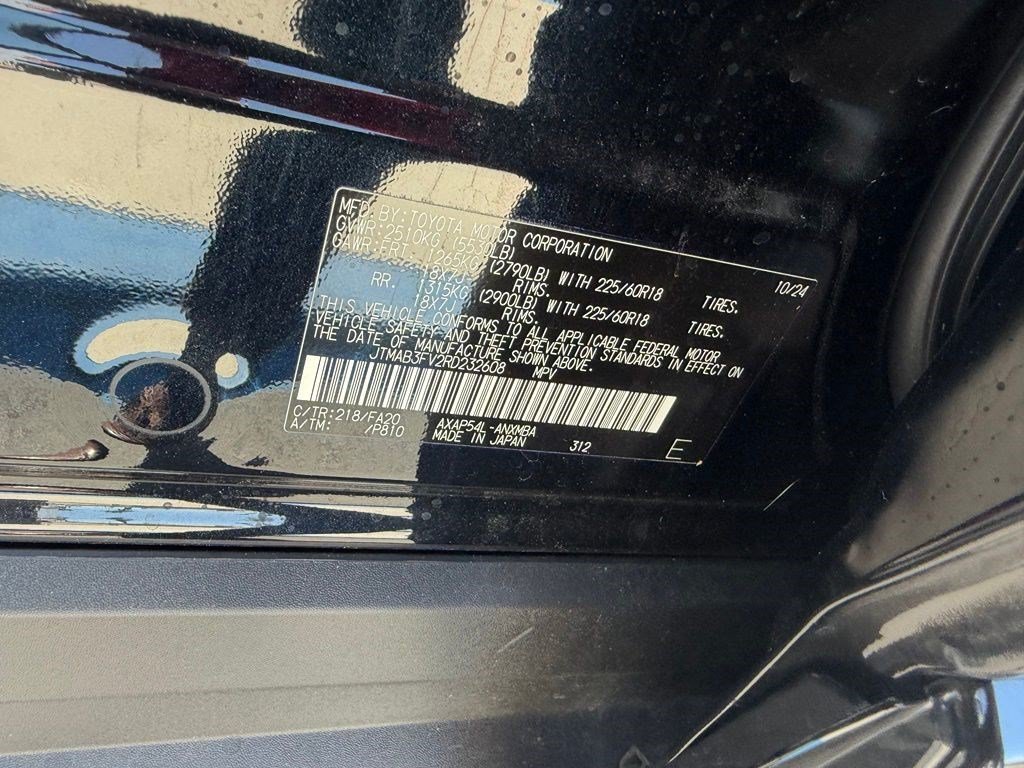 Certified Used 2024 Midnight Black Metallic Toyota SE image 4