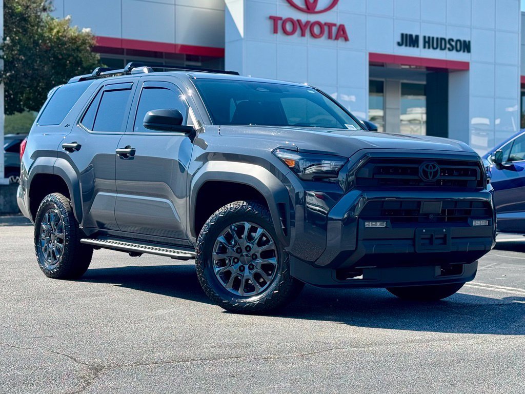 Used 2025  Toyota SR5 image 2