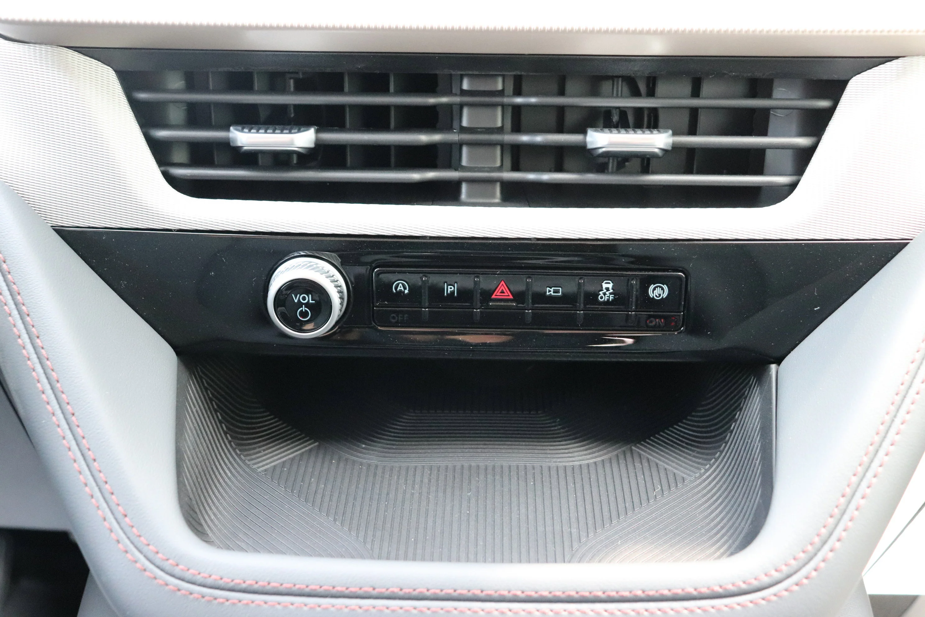 New 2026 VAPOR BLUE Ford Active w/200A Pkg image 18