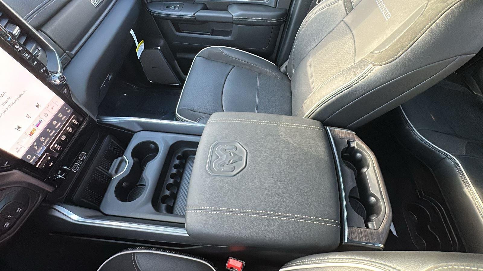 2025 RAM 2500 Laramie - Photo 31