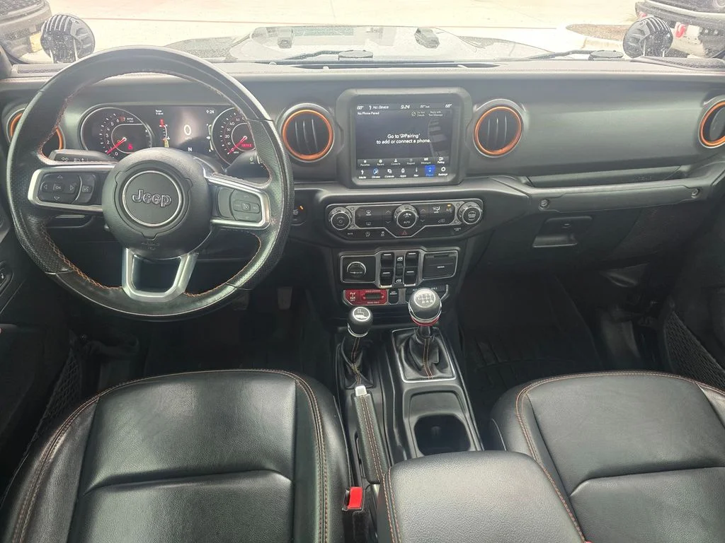Used 2021 Black Jeep Mojave image 14