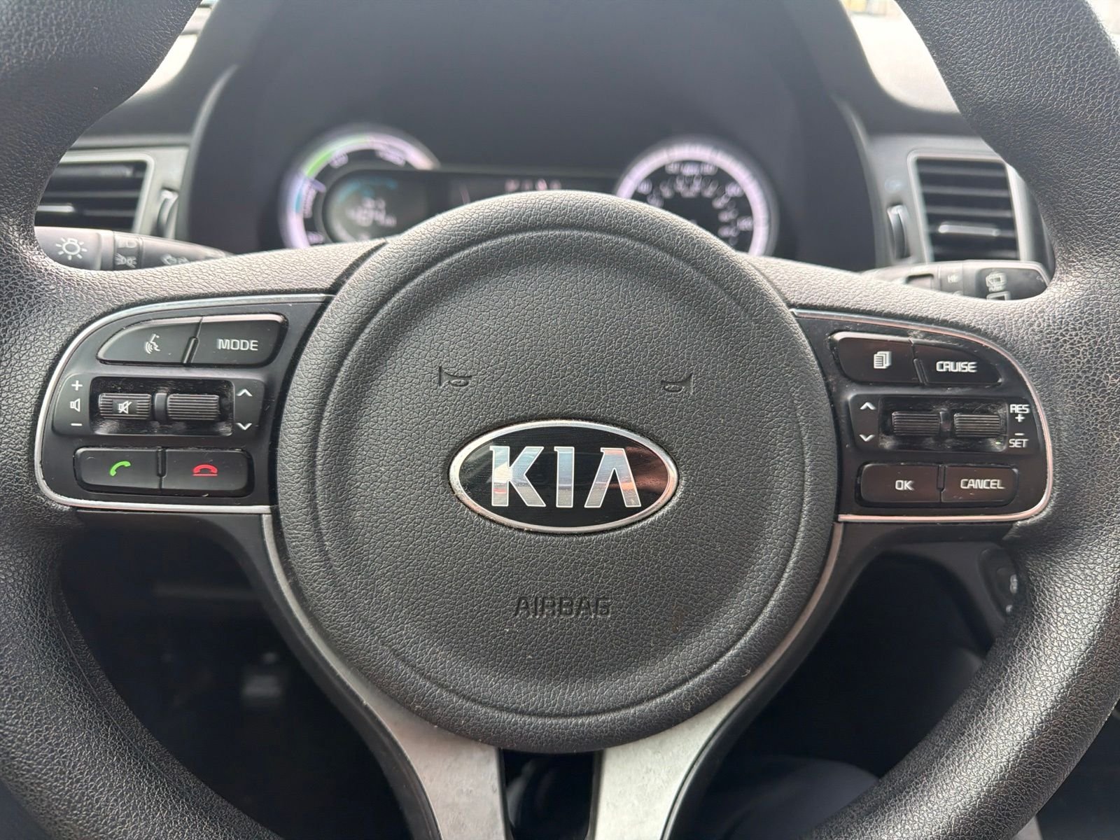 Used 2019 Gray Kia LX image 19