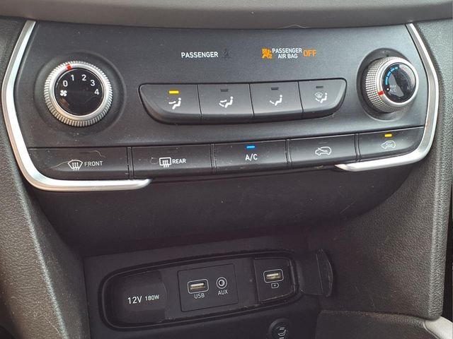 2020 Hyundai Santa Fe SE - Photo 17
