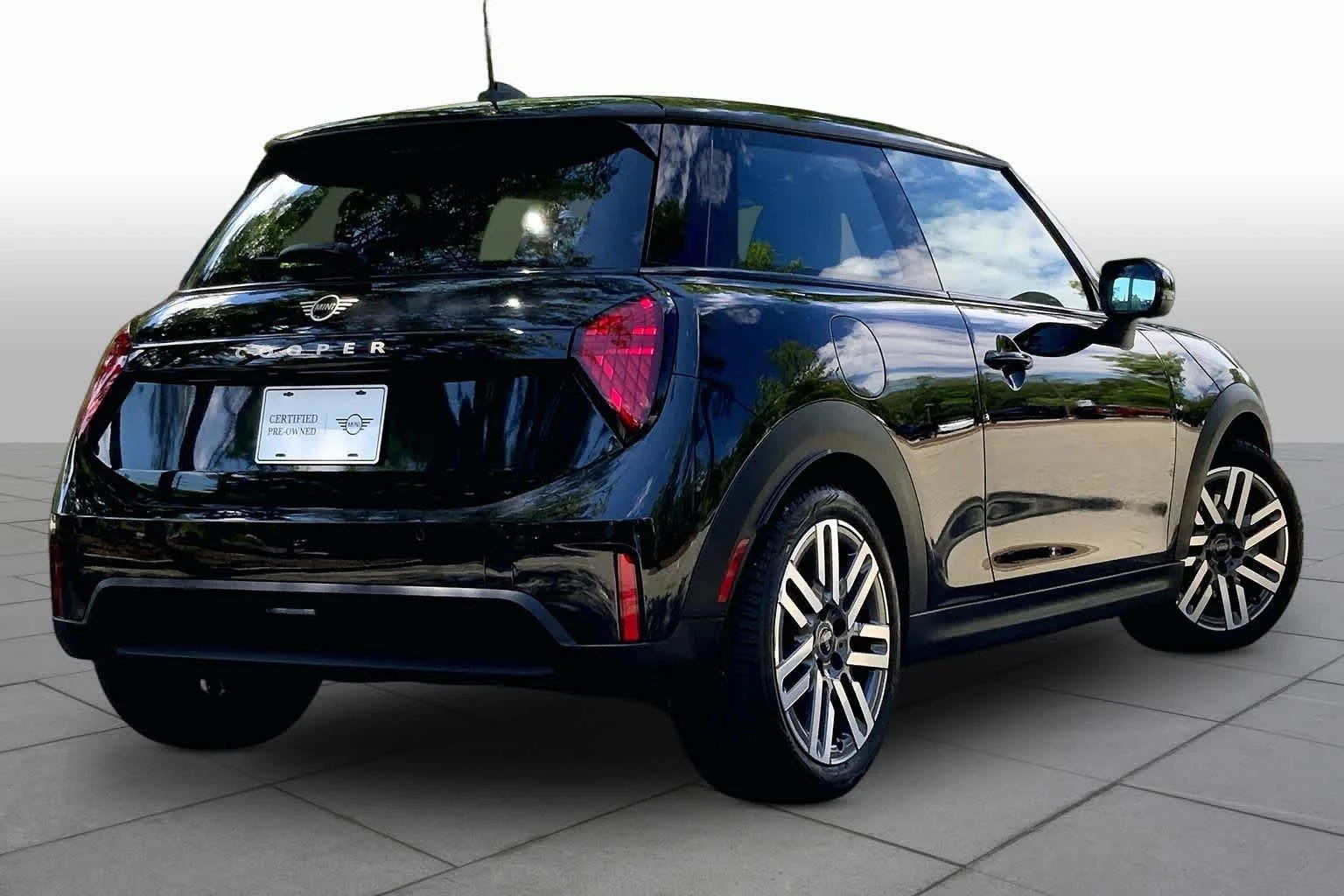 2026 MINI Hardtop 2 Door Base - Photo 12