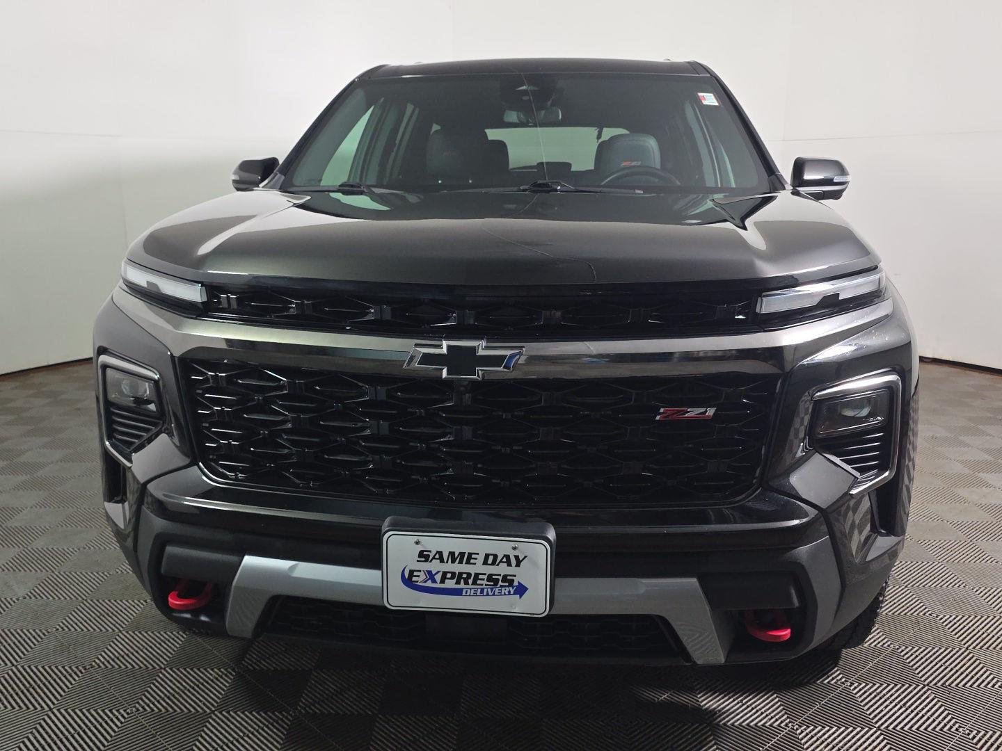 Used 2024 Mosaic Black Metallic Chevrolet AWD Z71 image 7