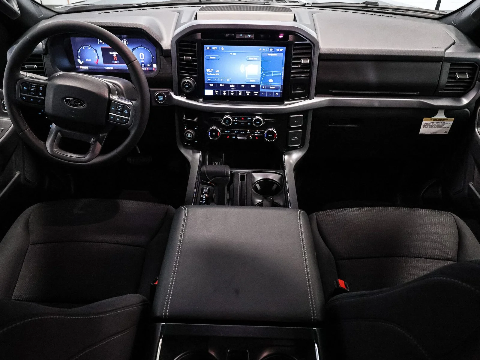 New 2026 Agate Black Metallic Ford XLT image 26