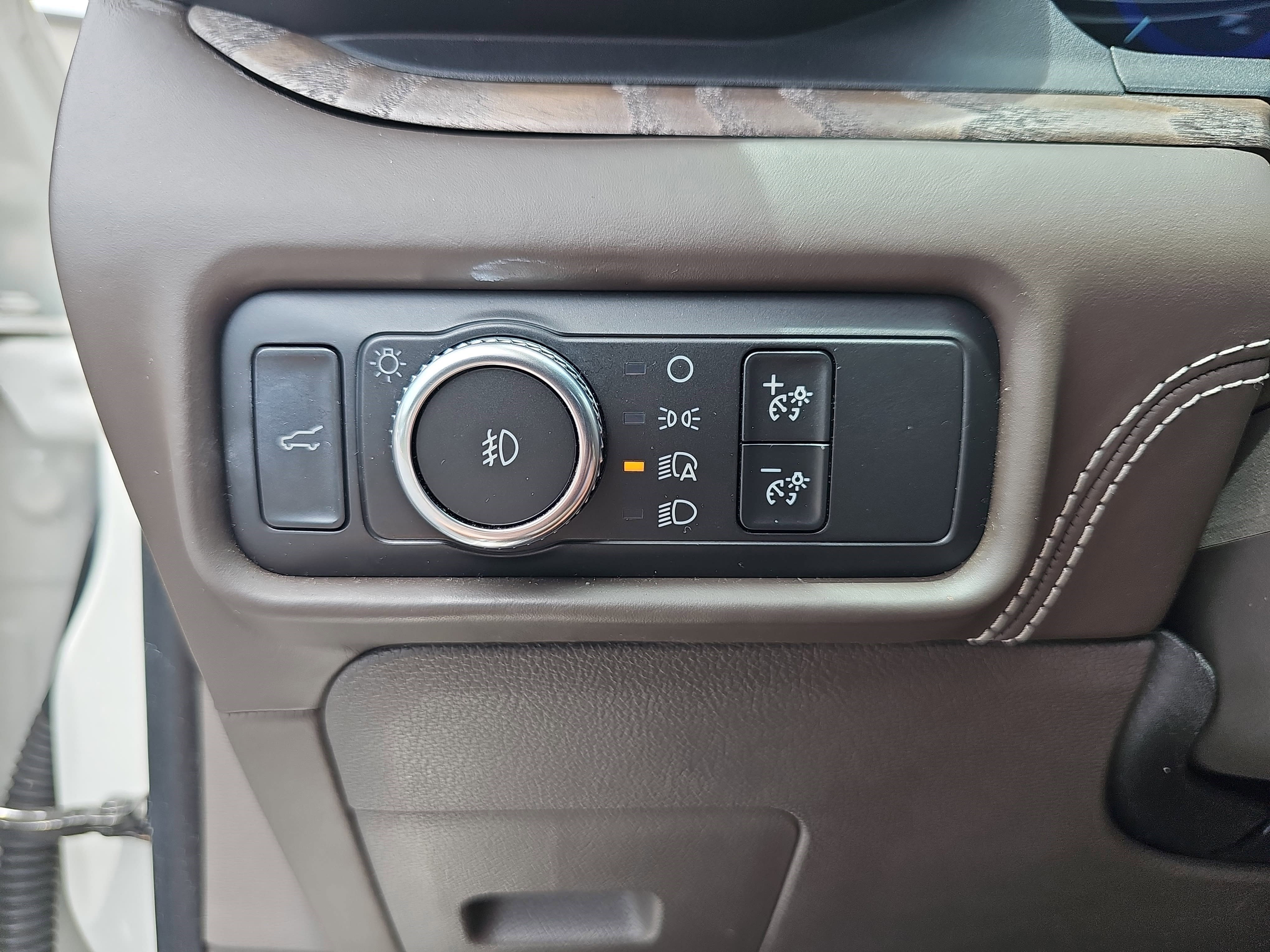 Used 2020 White Ford Platinum image 31