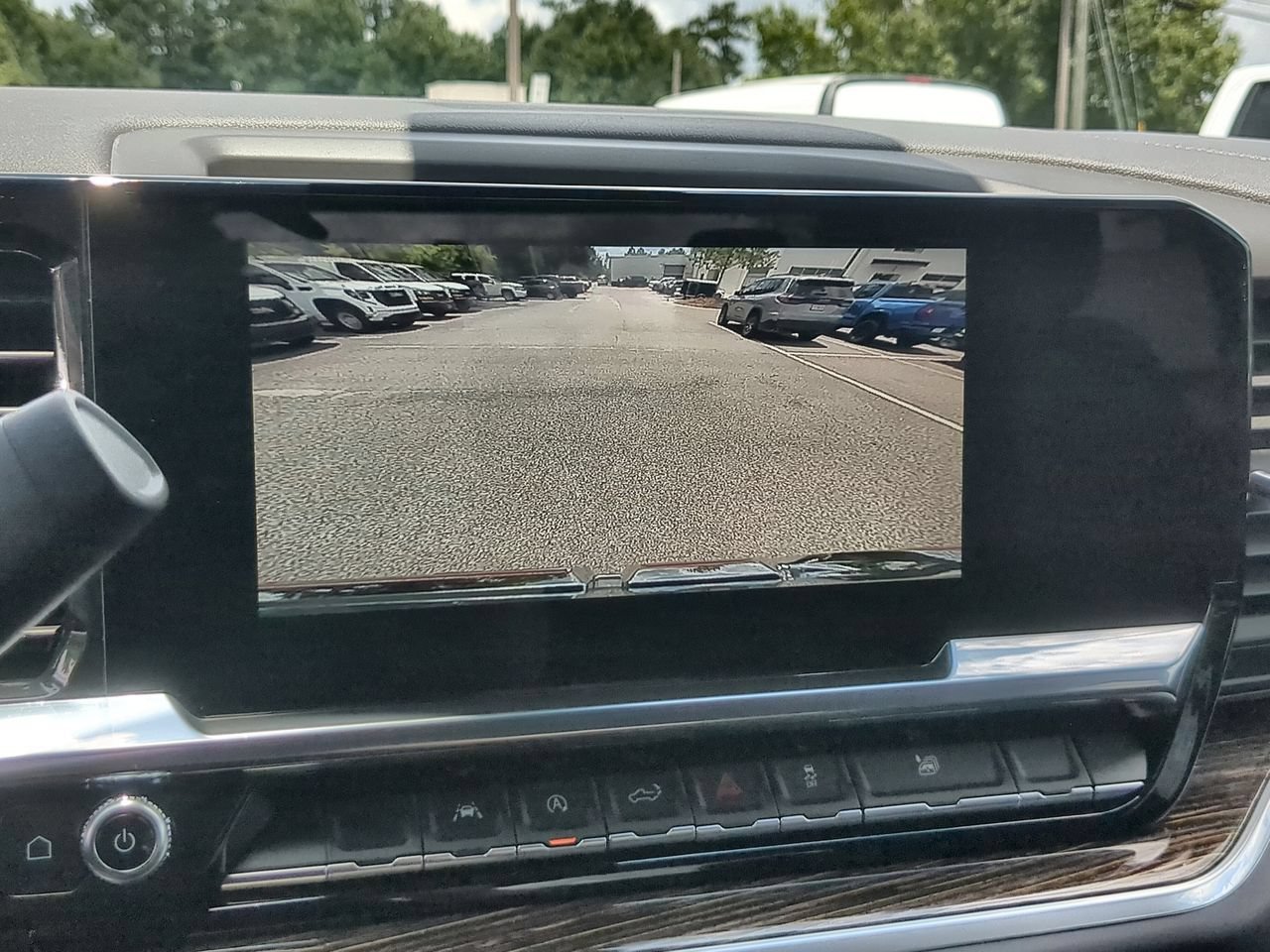 New 2026 Sterling Metallic GMC Elevation image 15