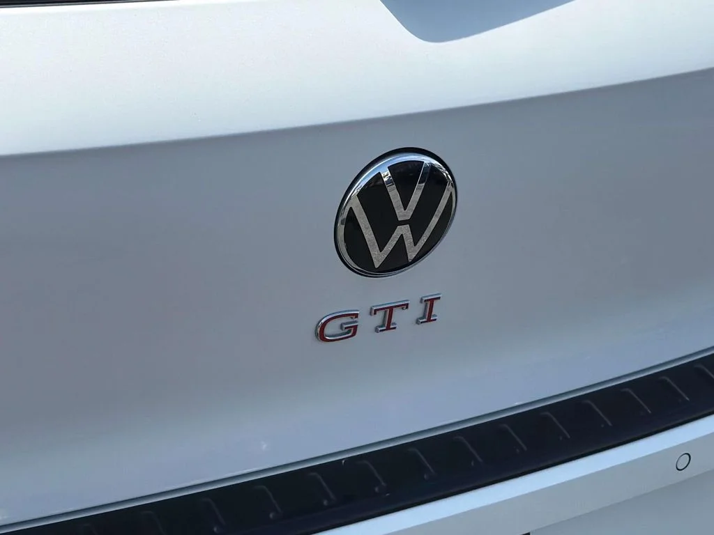 Used 2023 Opal White Pearl Volkswagen S image 8