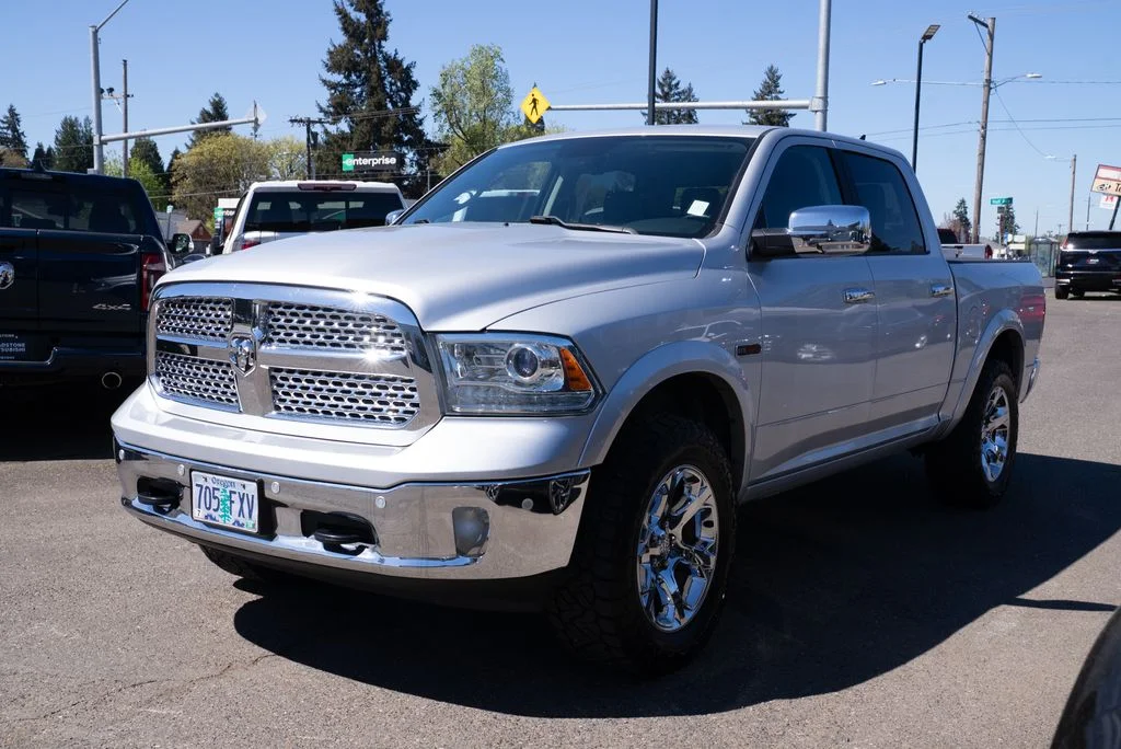 Used 2018 Silver Ram Laramie image 3