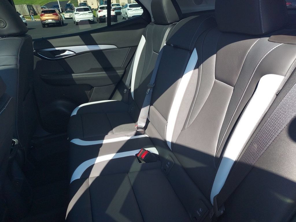 2026 Buick Envision Sport Touring - Photo 28