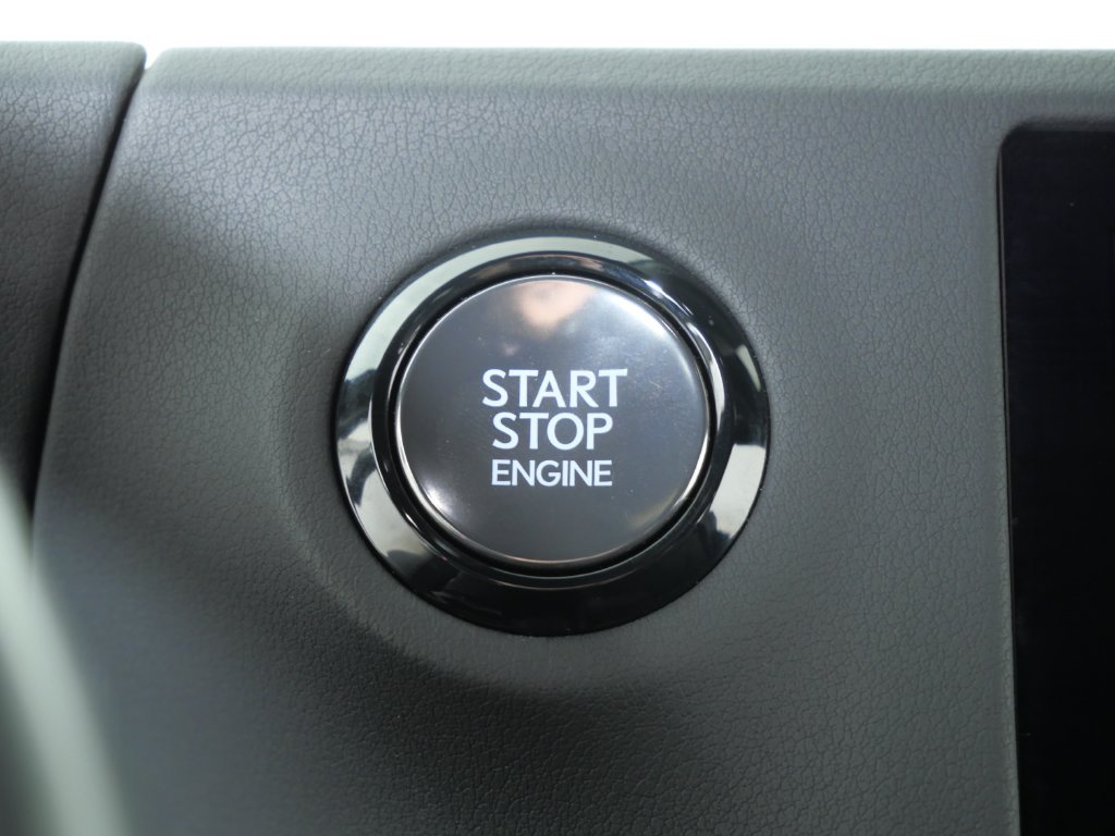 Used 2024 Silver Lexus 550 Overtrail image 38