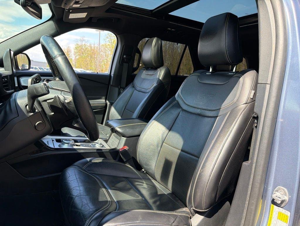 Used 2021 Blue Metallic Ford ST image 5