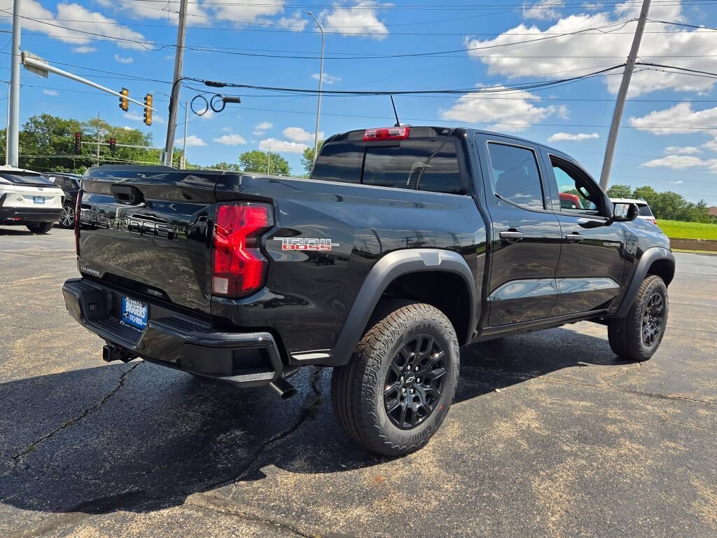 2026 Chevrolet Colorado Trail Boss - Photo 10