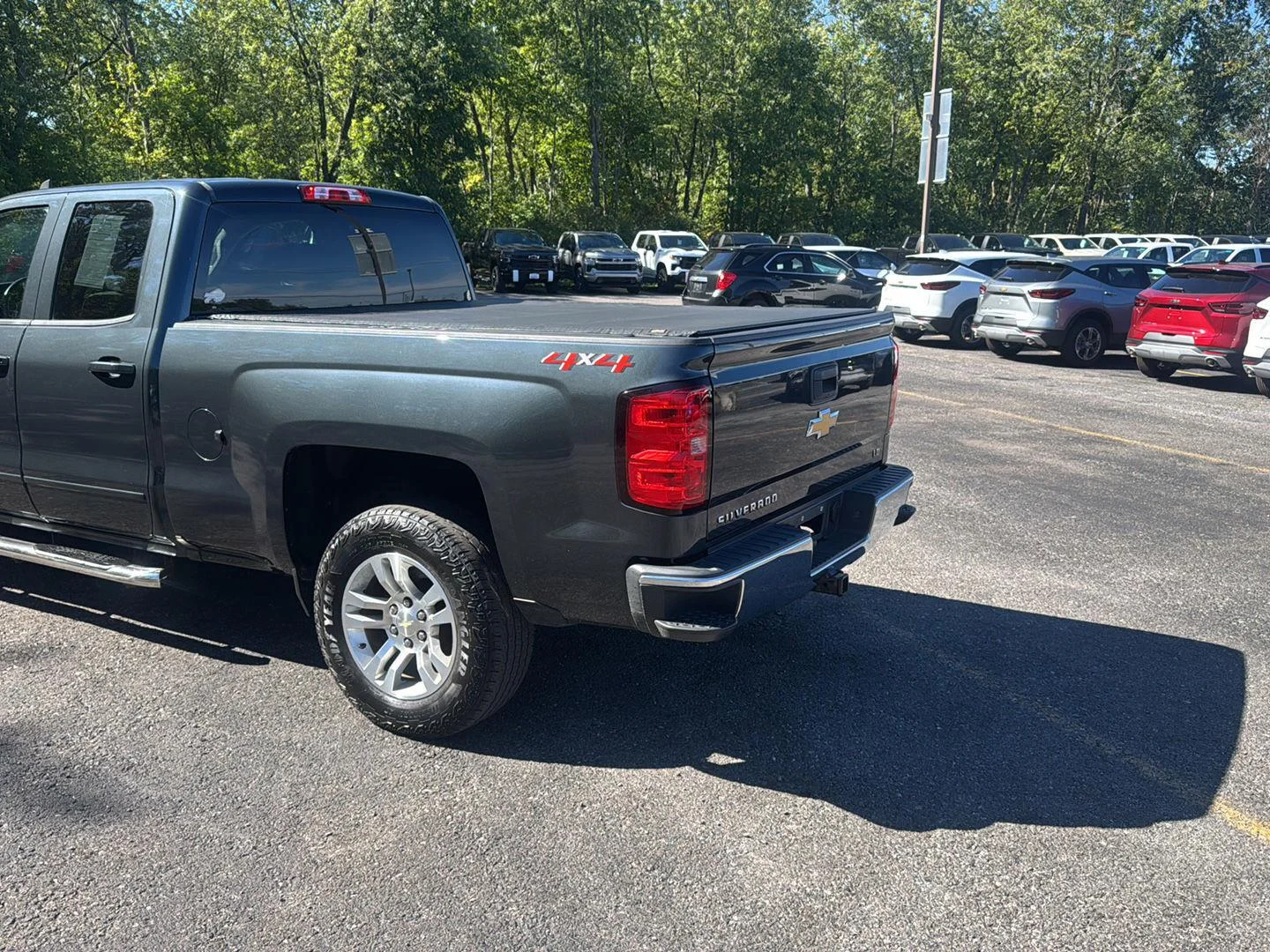 Used 2019 Graphite Metallic Chevrolet LT image 7