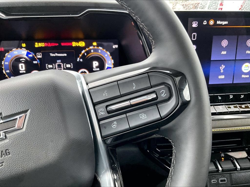 Used 2025 Black Chevrolet ZR2 image 24