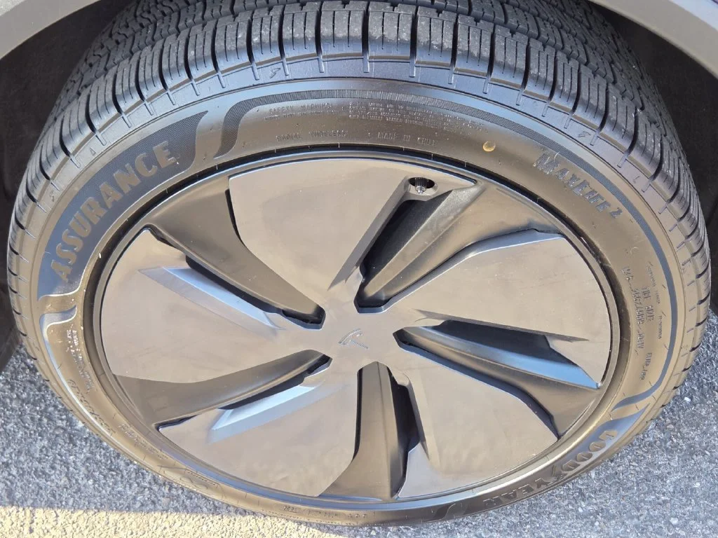 Used 2026  Tesla Long Range image 11