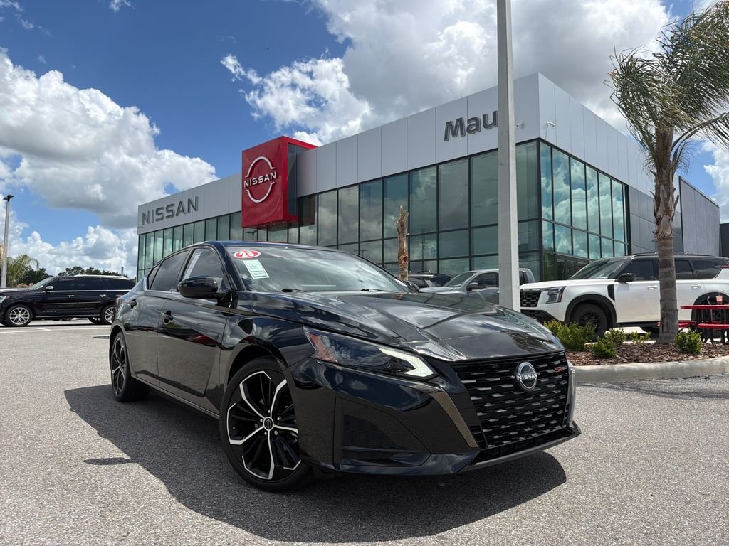 2023 Nissan Altima SR
