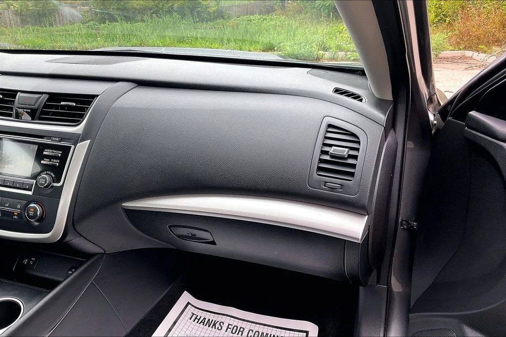 Used 2016 Gray Nissan 2.5 S image 16