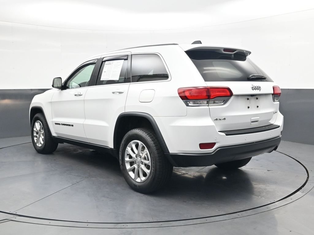 Used 2022 White Jeep Laredo E image 8