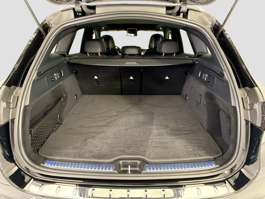 Certified Used 2026 Black Mercedes-Benz GLC 300 image 27
