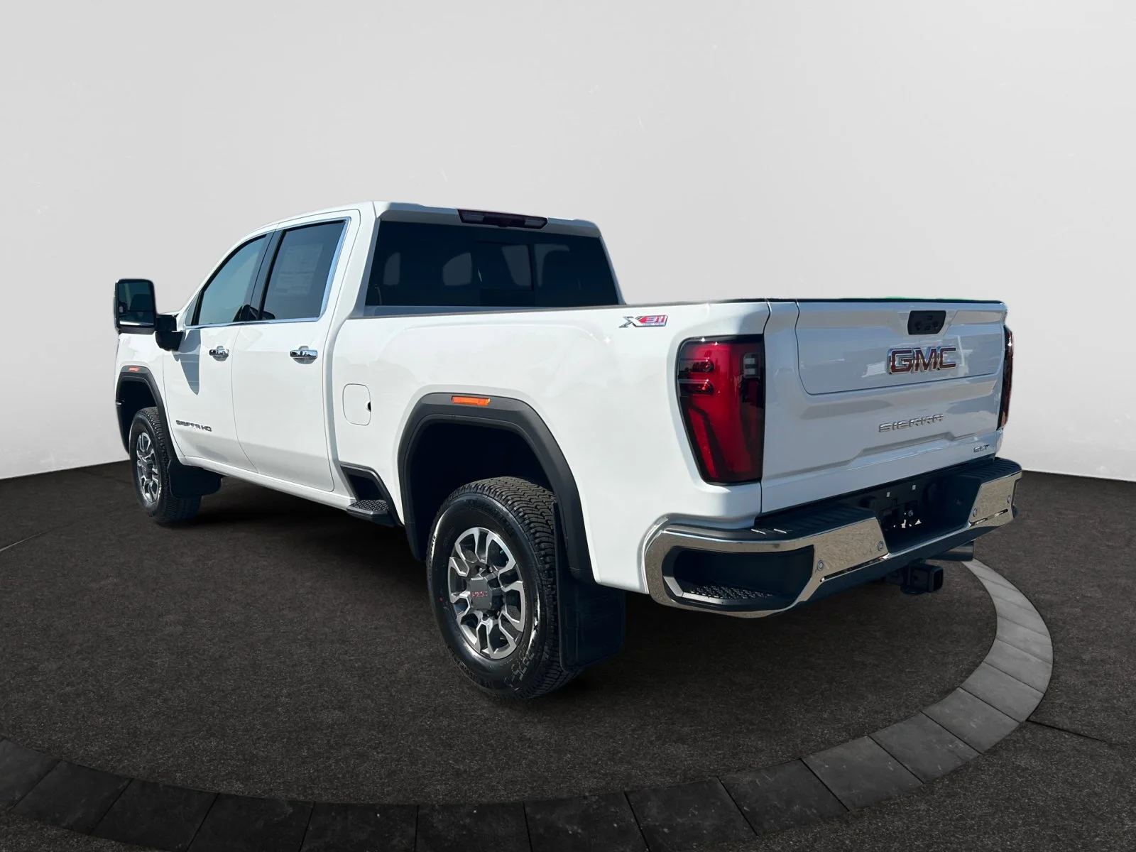 New 2026 Summit White GMC SLT image 3