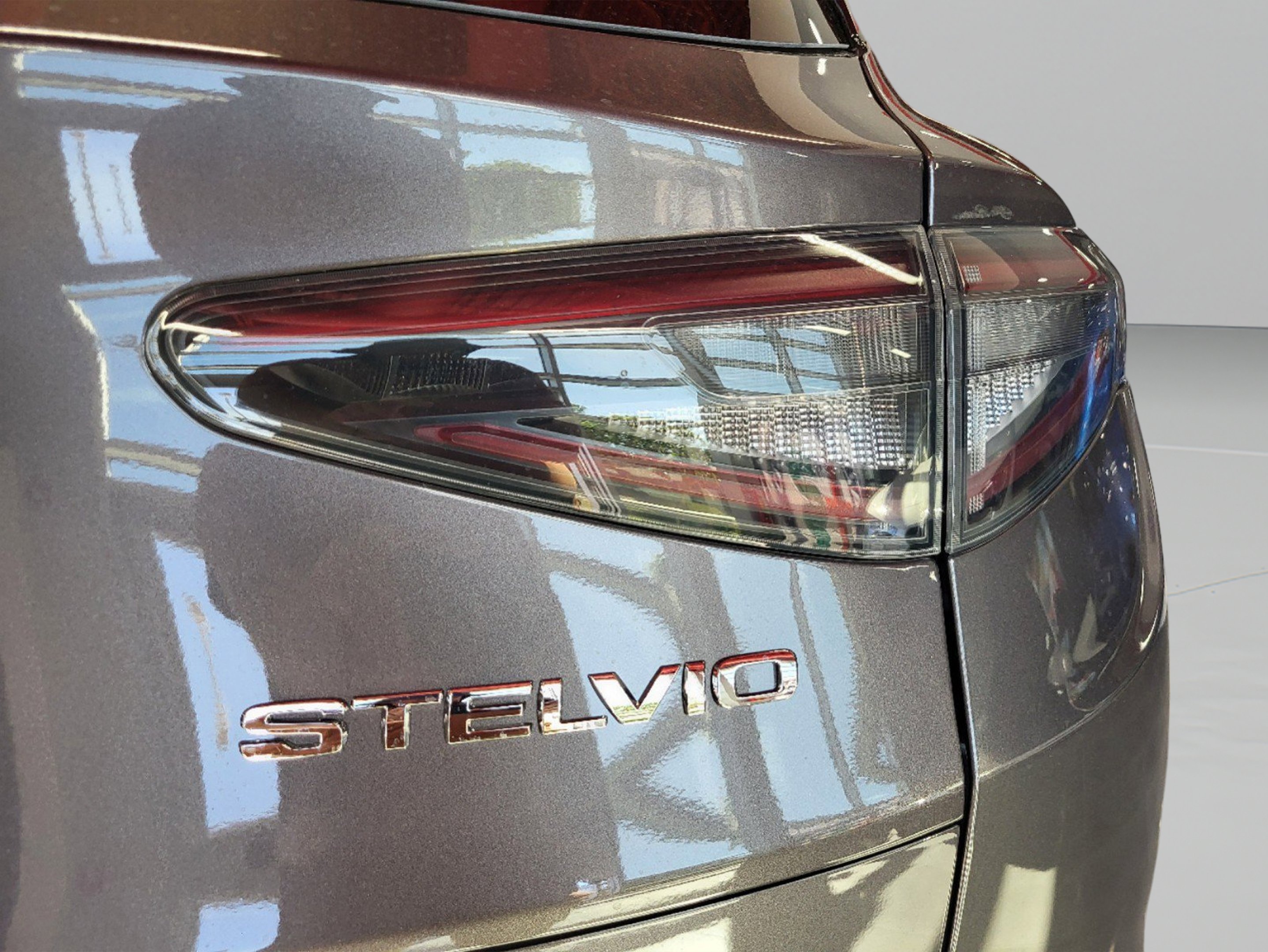 New 2025 Vesuvio Gray Metallic Alfa Romeo SPRINT image 21