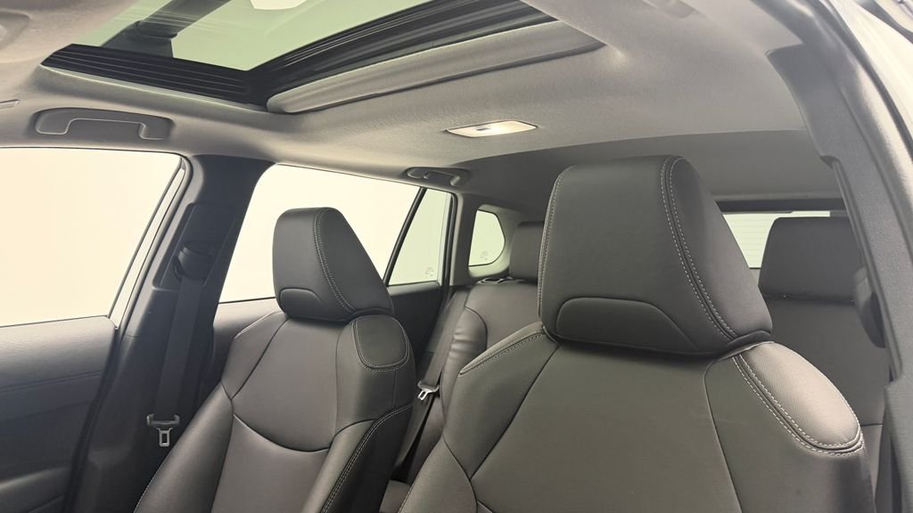 Used 2025 Beige Toyota XLE image 19