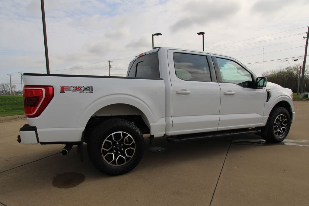 Used 2022  Ford XLT image 5