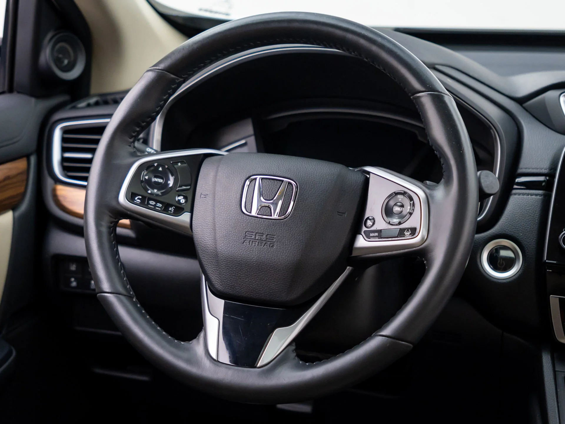 Used 2022  Honda Touring image 11